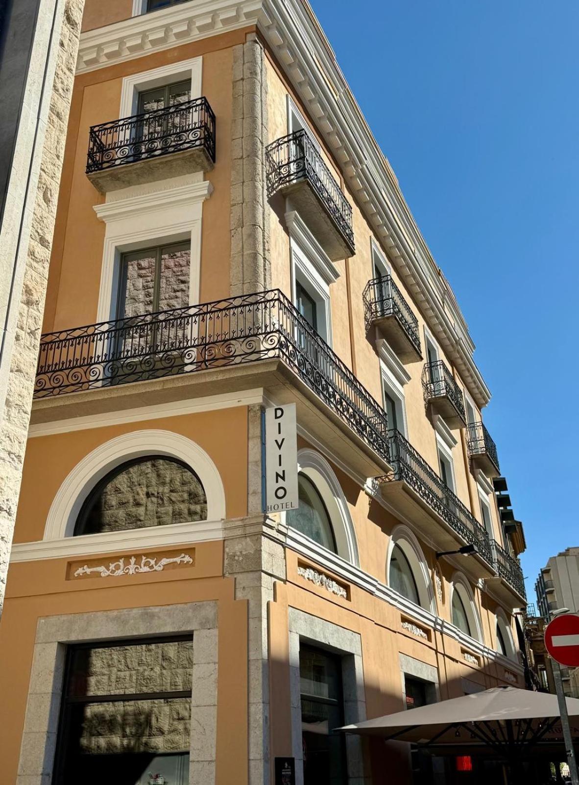 Hotel Divino & Apartments Figueres  Exteriér fotografie